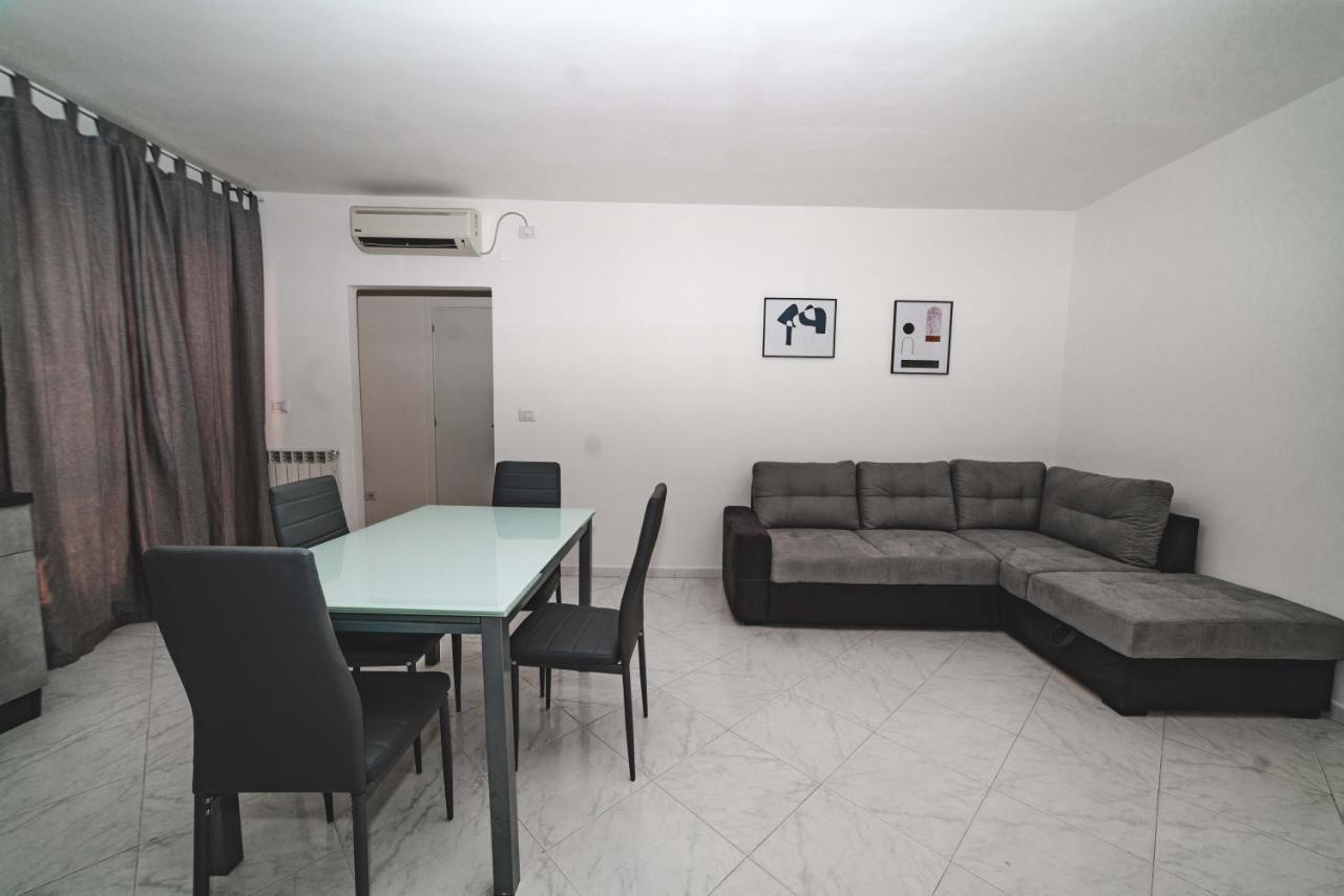 Napoli Residence Casalnuovo Casalnuovo Di Napoli Ngoại thất bức ảnh